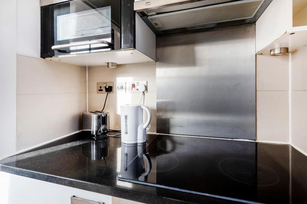 Studio Apt With Huge Balcony Near Oxford St - Marble Arch - Hydepark London Exterior photo